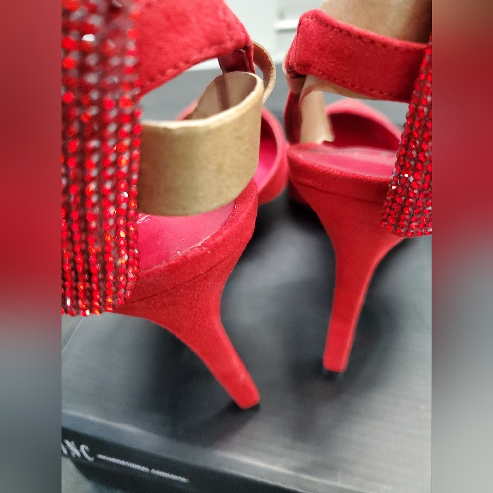 International Concepts Forever Your Girl Pumps/Red - Picture 6 of 8